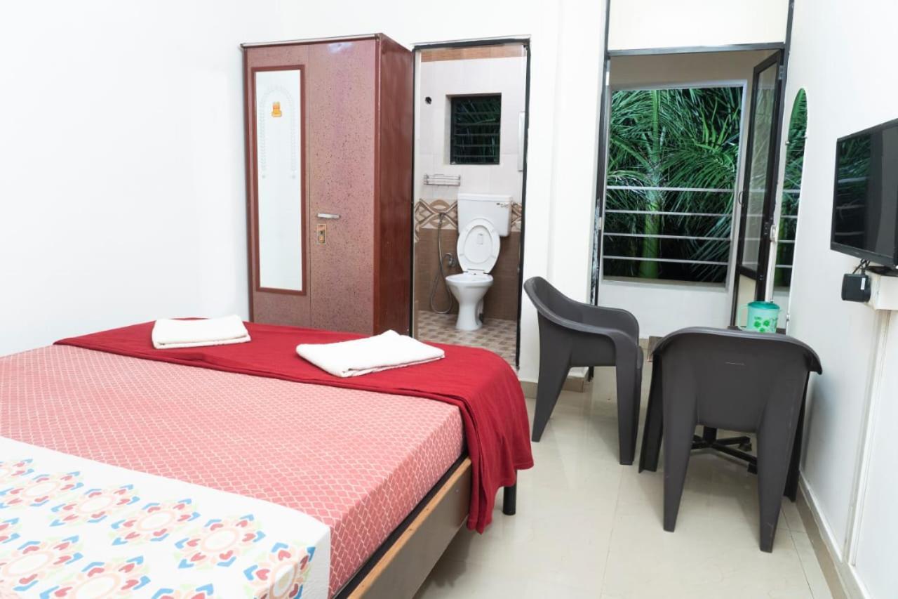 Bliss Holiday In Calangute Phòng bức ảnh